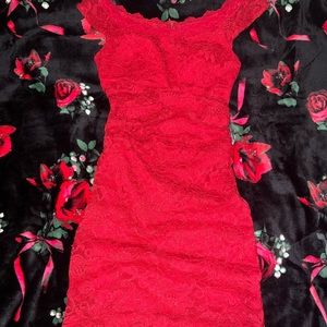 La scala red dress